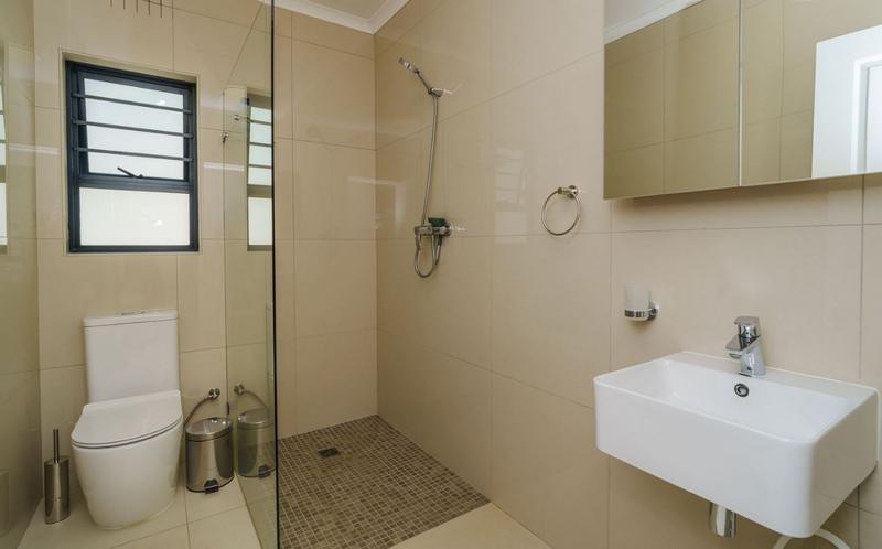 7 Bedroom Property for Sale in Fish Hoek Western Cape